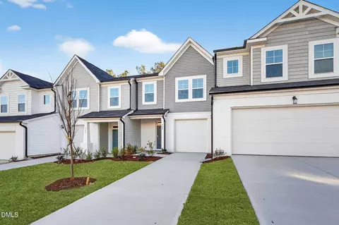 582 Barrington Row Ave, Zebulon, NC 27597
