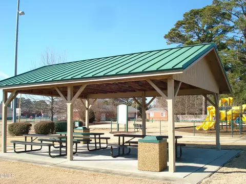 Exterior - 202 N Wayne Ave, Dunn, NC 28334 photo 7 of 13