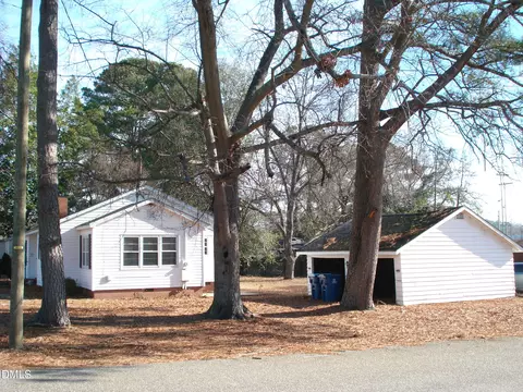 Exterior - 202 N Wayne Ave, Dunn, NC 28334 photo 1 of 13