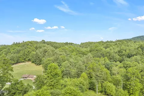 488 Dewitt Rd, Sparta, NC 28675 photo 2