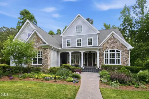 160 Tramore Dr, Chapel Hill, NC 27516
