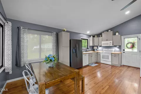 Kitchen - 237 Willifords Point Dr, Roxboro, NC 27574 photo 4 of 4