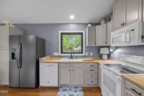 Kitchen - 237 Willifords Point Dr, Roxboro, NC 27574 photo 2 of 4