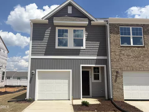129 S Meyers Ct, Clayton, NC 27520