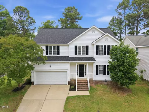 815 Brookhannah Ct, Fuquay Varina, NC 27526