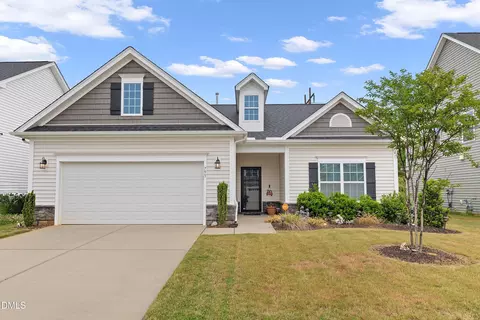 793 Lakemont Dr, Clayton, NC 27520