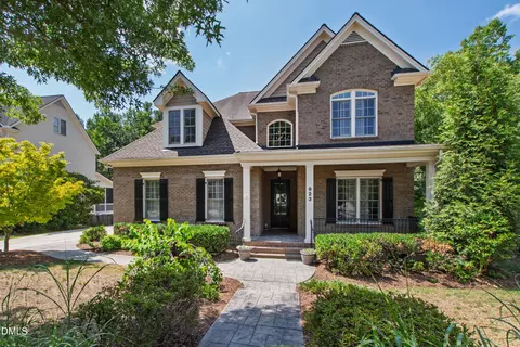 923 Dominion Hill Dr, Cary, NC 27519