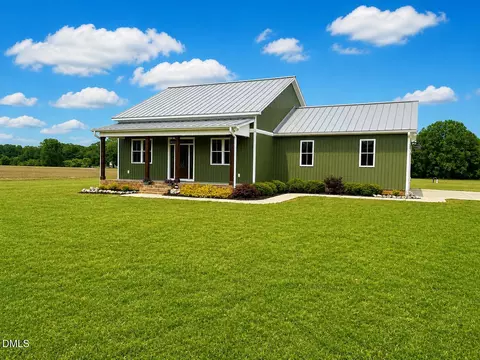 620 Rhodes Rd, Kenly, NC 27542