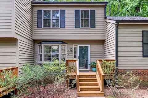 404 Forest Ct, Carrboro, NC 27510