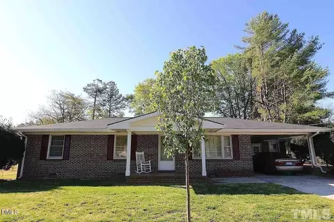 410 Blackmon St, Four Oaks, NC 27524
