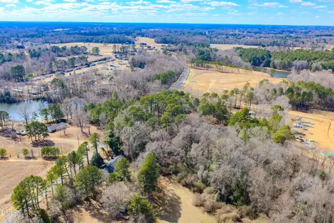 6724 Wimberly Rd, Willow Springs, NC 27592 photo 2