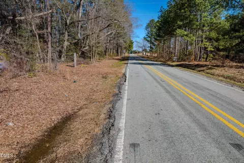 6724 Wimberly Rd, Willow Springs, NC 27592 photo 8