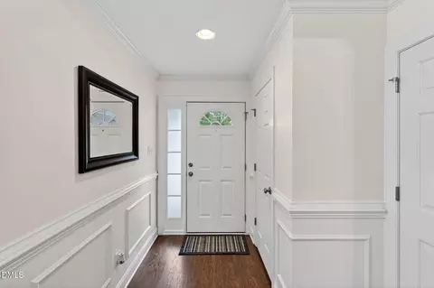 Entry Way - 20 Foxhound Ct, Benson, NC 27504 photo 1 of 3