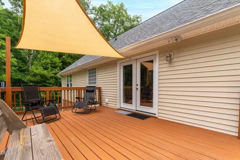 Exterior - 20 Foxhound Ct, Benson, NC 27504 photo 11 of 11