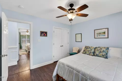 Bedroom - 20 Foxhound Ct, Benson, NC 27504 photo 5 of 7