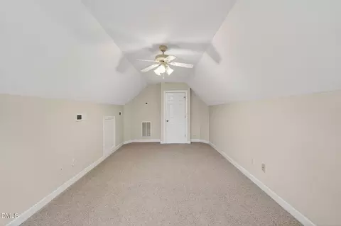 Bedroom - 20 Foxhound Ct, Benson, NC 27504 photo 3 of 7