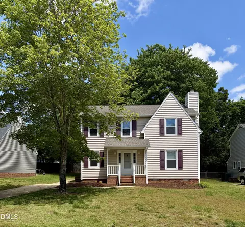 736 Huntington Ct, Burlington, NC 27215