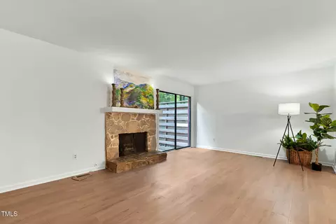 5444 Pine Top Cir, Raleigh, NC 27612