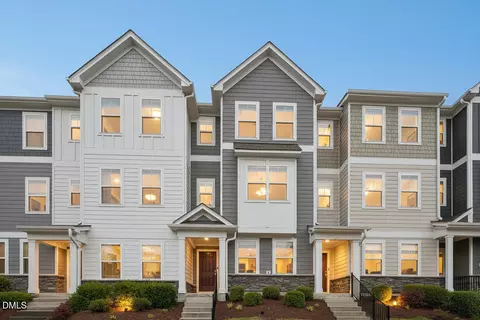 6347 Perry Creek Rd, Raleigh, NC 27616