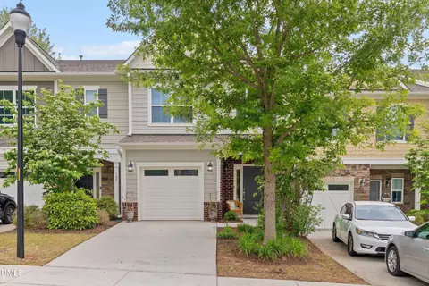 105 Writing Rock Pl, Apex, NC 27539