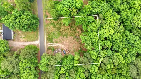 909 Valmet Dr, Durham, NC 27703 photo 9