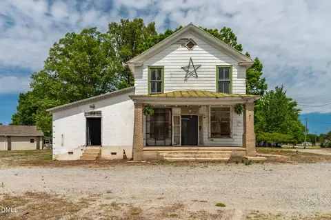 2357 Baynes Rd, Burlington, NC 27217