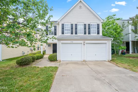1532 Pebble Ridge Dr, Raleigh, NC 27610