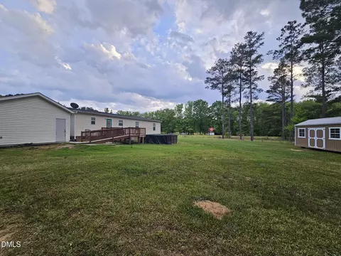 208 Loop Rd, Bunnlevel, NC 28323 photo 29
