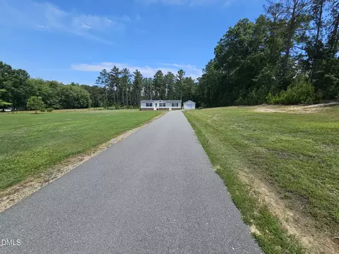208 Loop Rd, Bunnlevel, NC 28323 photo 39