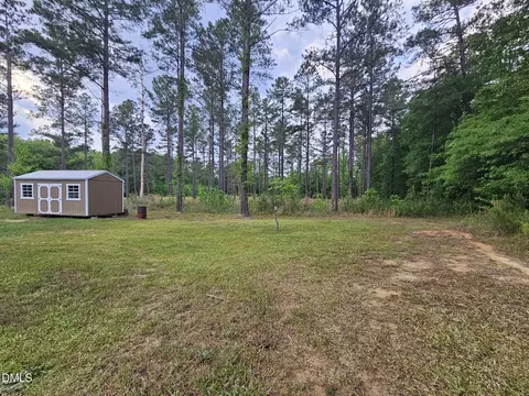 208 Loop Rd, Bunnlevel, NC 28323 photo 30