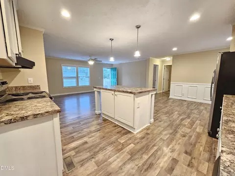 208 Loop Rd, Bunnlevel, NC 28323 photo 8