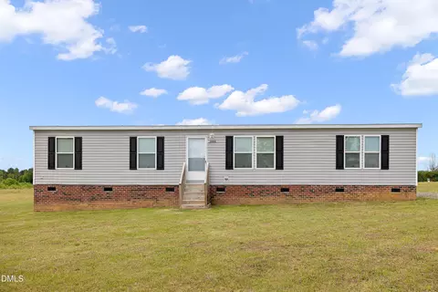 2890 Junior Rd, Kenly, NC 27542