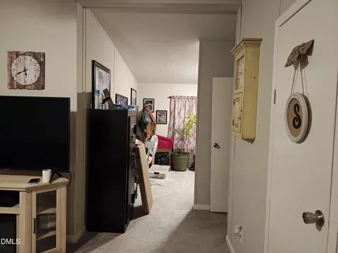 Entry Way - 87 E Williams St, Coats, NC 27521 photo 1 of 1