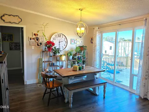 Dining - 87 E Williams St, Coats, NC 27521 photo 2 of 2