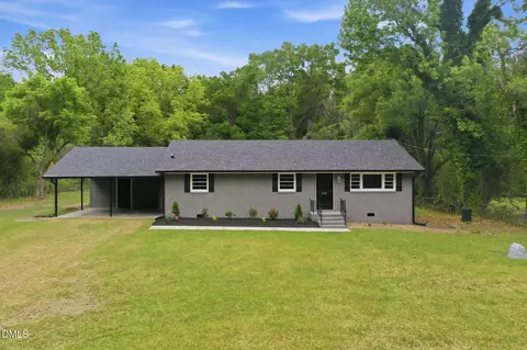 633 Atwater Rd, Burlington, NC 27217