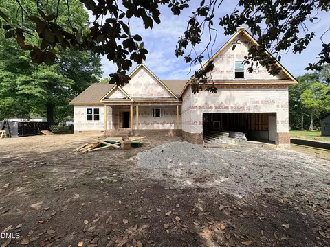 613 Pearces Rd, Zebulon, NC 27597