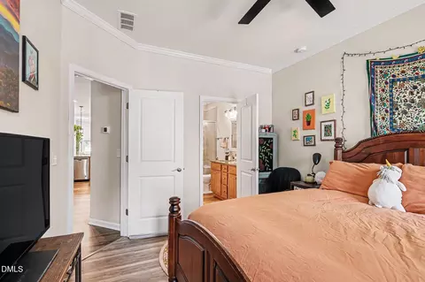 Bedroom - 1505 Juniper St, Durham, NC 27703 photo 6 of 9