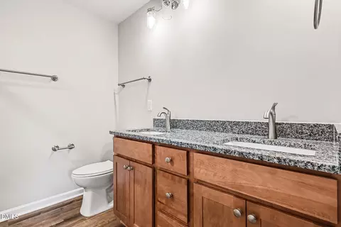 Bath - 1505 Juniper St, Durham, NC 27703 photo 1 of 8