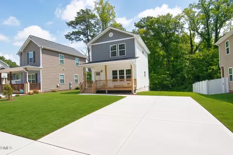 1009 Ridge Rock Rd, Raleigh, NC 27610