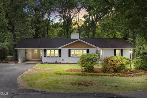2018 Sutphin Dr, Sanford, NC 27330