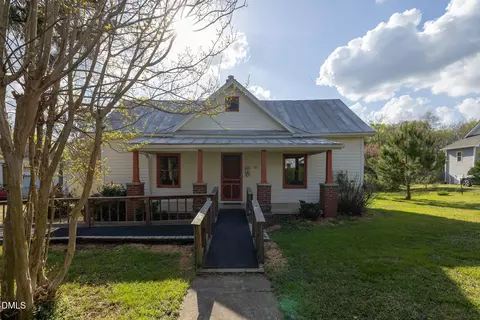 116 W West Hill Ave S, Hillsborough, NC 27278