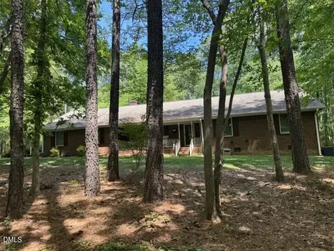 2800 Elsbeth Ct, Wake Forest, NC 27587