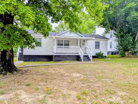 908 S Main St, Louisburg, NC 27549