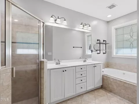 Bath - 8801 Ormand Way, Wake Forest, NC 27587 photo 2 of 5