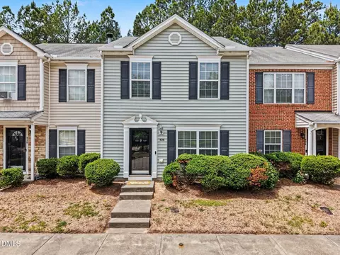 426 Saint John Dr, Durham, NC 27703
