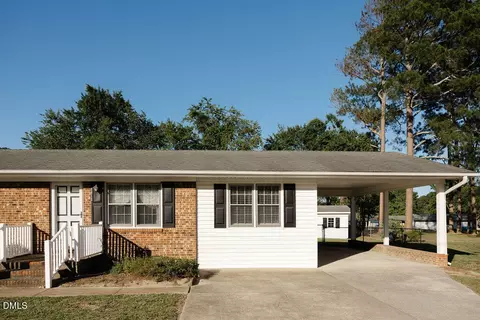Exterior - 1612 Fairground Rd, Dunn, NC 28334 photo 3 of 7