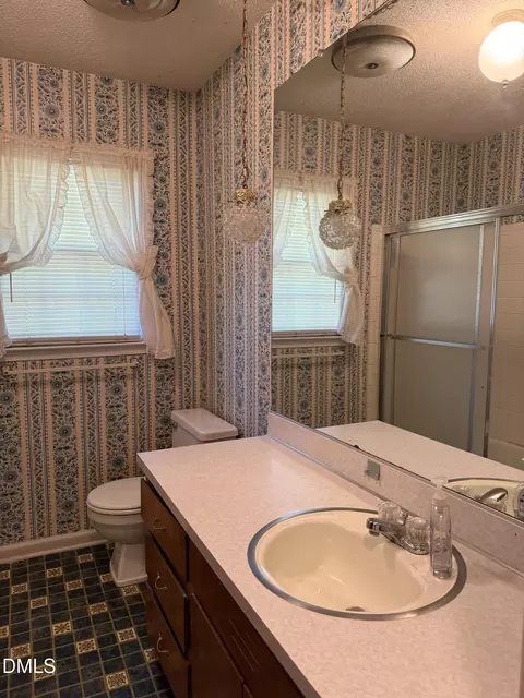 1612 Fairground Rd, Dunn, NC 28334 photo 5
