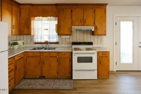 Kitchen - 1612 Fairground Rd, Dunn, NC 28334 photo 1 of 4