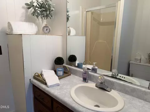 Bath - 1612 Fairground Rd, Dunn, NC 28334 photo 9 of 10