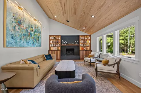 Living - 1538 Dellwood Dr, Raleigh, NC 27607 photo 2 of 3